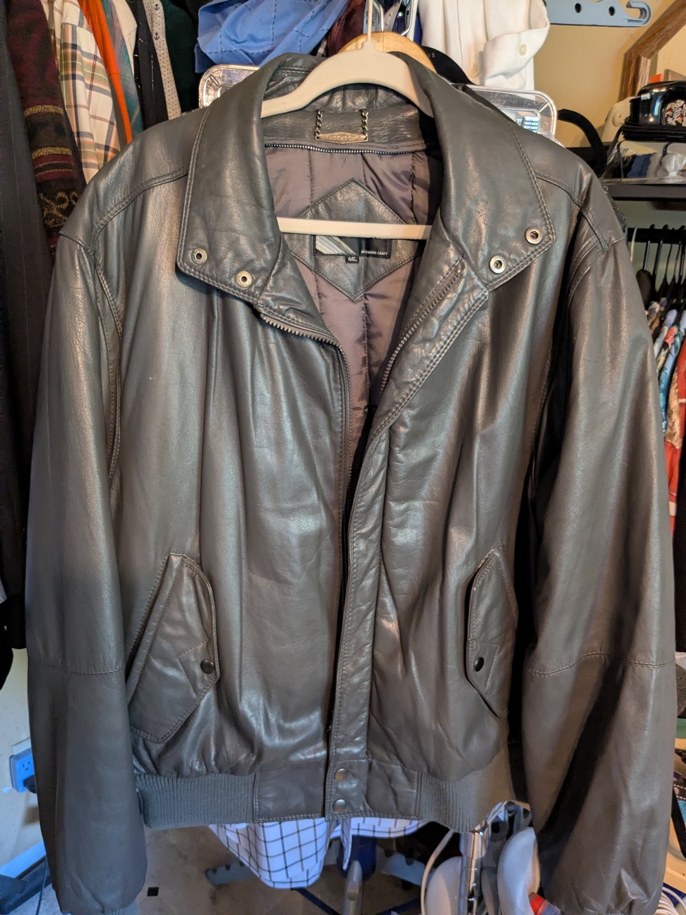 Members Only 44L Grey Leather Bomber Jacket
